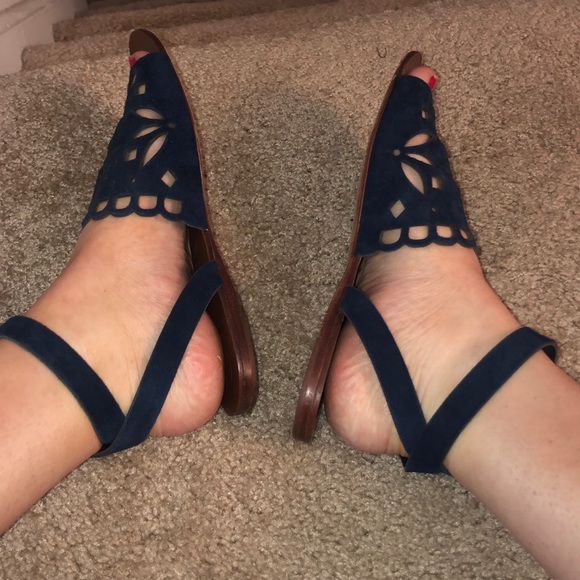 Suede sandals - Picture 3 of 5